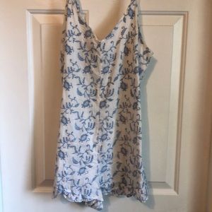 Kendall & Kylie Romper Size: S
